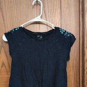 GAP Tee with Blue Embroidery